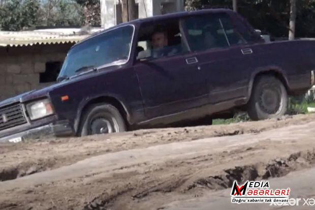 10 min nəfər sakinin yaşadığı ərazidə yollar bərbad vəziyyətdədir - VİDEO