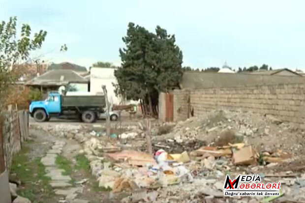 Bakıda bir qəsəbənin iki problemi: Sakinlər şikayətçidirlər - VİDEO