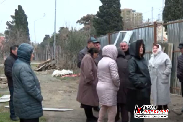 Qaraçuxur qəsəbəsində söküntü işləri aparılır: Sakinlər tikinti şirkəti ilə razılaşmırlar - İDDA + VİDEO