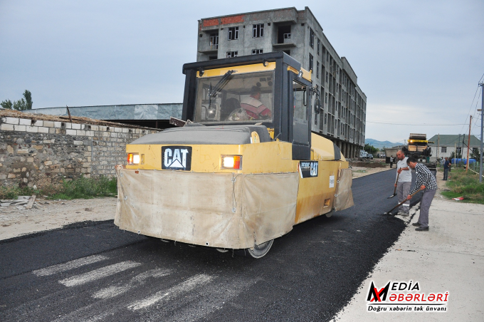 Ağstafa şəhərinin yol-nəqliyyat infrastrukturunun davamlı yenilənməsi diqqətdə saxlanılır