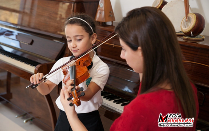 Musiqi müəllimlərinin NƏZƏRİNƏ - Növbəti mərhələ başlayır Musiqi müəllimlərinin NƏZƏRİNƏ - Növbəti mərhələ başlayır