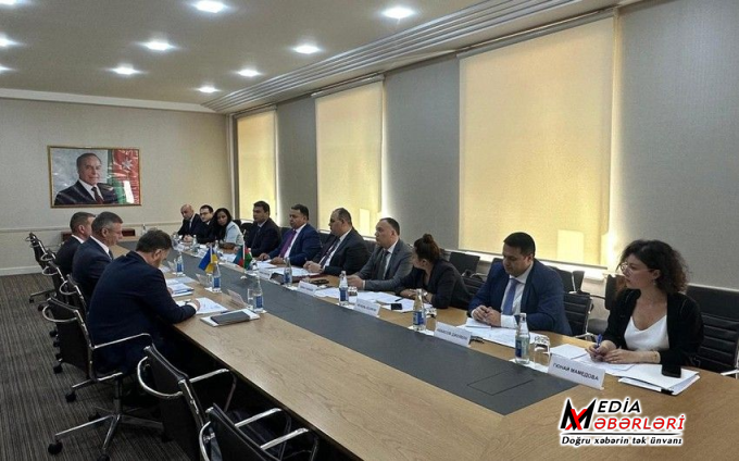 Azərbaycanla Ukrayna arasında konsulluq məsləhətləşmələri aparıldı, protokol imzalandı
