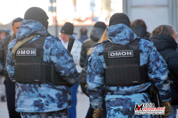 Moskvada azərbaycanlı diaspor rəhbərinin bazarında reyd – Anti-miqrant kampaniyası davam edir Moskvada azərbaycanlı diaspor rəhbərinin bazarında reyd – Anti-miqrant kampaniyası davam edir