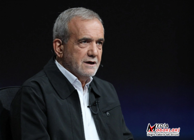 İran prezidenti İrəvanda Göy məsciddə olub İran prezidenti İrəvanda Göy məsciddə olub