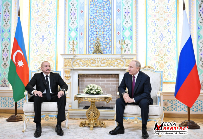 Putin: "Rusiya AZAL təyyarəsinin qəzaya uğramasının səbəblərinin araşdırılmasına hər cür kömək göstərir" Putin: "Rusiya AZAL təyyarəsinin qəzaya uğramasının səbəblərinin araşdırılmasına hər cür kömək göstərir"