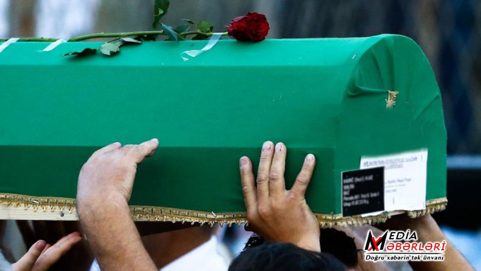 İnfarkt keçirib, 5 saniyədə vəfat edib: 31 yaşlı məmurun ölümünün TƏFƏRRÜATLARI - FOTO İnfarkt keçirib, 5 saniyədə vəfat edib: 31 yaşlı məmurun ölümünün TƏFƏRRÜATLARI - FOTO