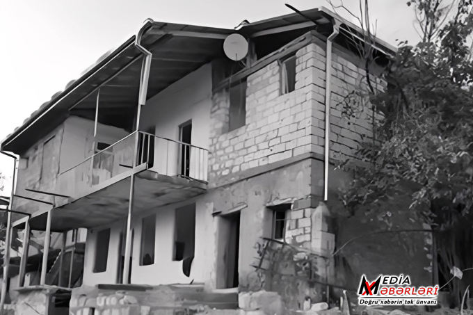 Xocalıda çəkilən YENİ KADRLAR: Ermənilər Xan yadigarını bərbad hala salıblar - VİDEO Xocalıda çəkilən YENİ KADRLAR: Ermənilər Xan yadigarını bərbad hala salıblar - VİDEO