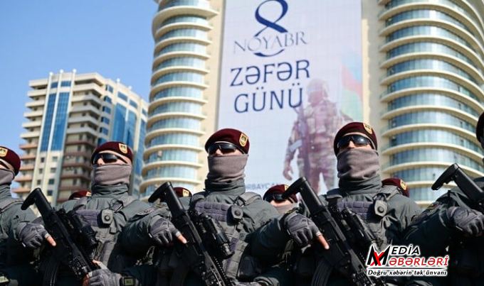 Bakıda hərbi parad: Hərbi texnikaların keçidi başladı - Canlı Bakıda hərbi parad: Hərbi texnikaların keçidi başladı - Canlı