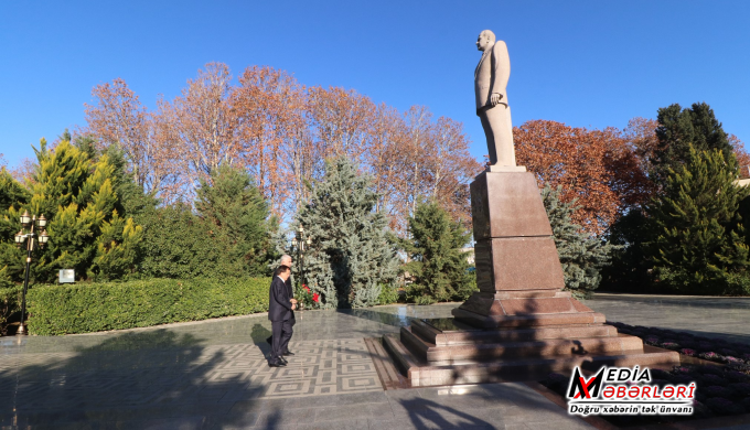 Qazaxda Ulu Öndər Heydər Əliyevin anım gününə həsr olunmuş “Nə qədər ki, Azərbaycan var, mən də varam” mövzusunda tədbir keçirilib