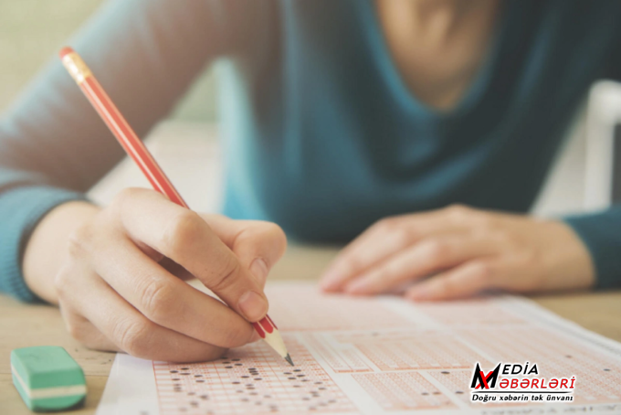 Doqquz illik orta təhsil səviyyəsi üzrə buraxılış imtahanı verəcək şəxslərin NƏZƏRİNƏ