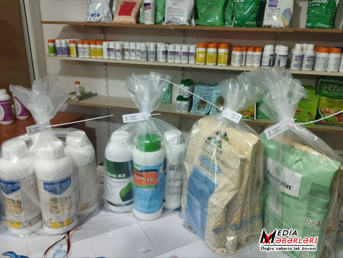 43 müəssisədə yoxlamalar: Tonlarla zəhərli maddə aşkarlanıb - FOTO