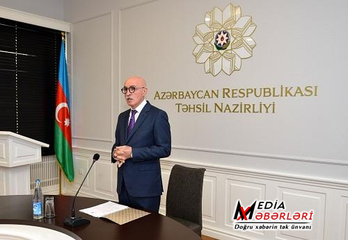 Məktəblərdə 6 şagirdə 1 kompüter düşür