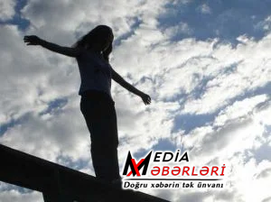 Bakıda 8 yaşlı qız 7-ci mərtəbədən yıxılaraq öldü Bakıda 8 yaşlı qız 7-ci mərtəbədən yıxılaraq öldü