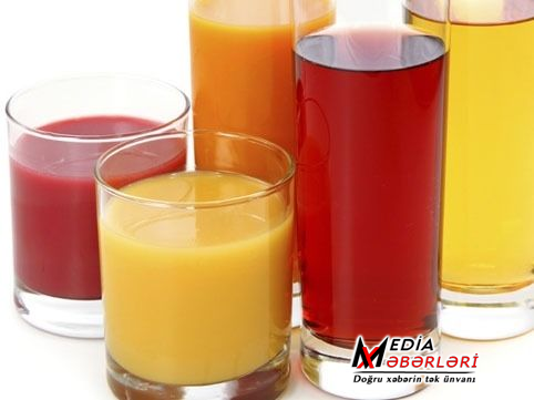Hansı meyvə şirələrini alkoqolla qarışdırmaq olmaz? - Həkimdən xəbərdarlıq