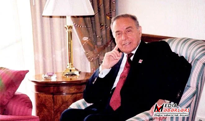 Dövlətçiliyimizin 4 mərhələsi: ...Qurtuluş və Quruluş Dövlətçiliyimizin 4 mərhələsi: ...Qurtuluş və Quruluş