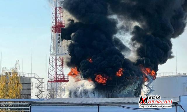 Moskvaya neft yağışları yağır - Video Moskvaya neft yağışları yağır - Video