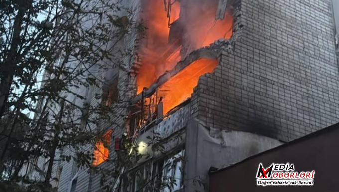 RUSİYA YAŞAYIŞ BİNALARINI, UKRAYNA ANBARLARI VURDU - Daha bir qanlı gecə + FOTO/VİDEO