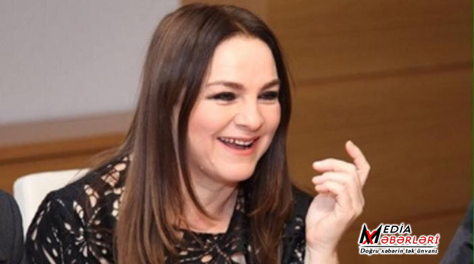 “Evlilik təklifi alanda həyat yoldaşımdan yalnız bir şey istədim: Evimizdə pianino olacaq, çaldıq-çalmadıq, hər evdə var”