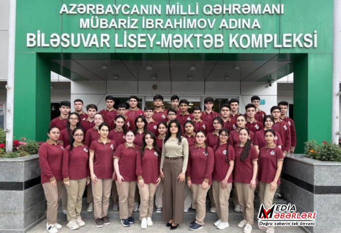 Mübariz İbrahimovun adını daşıyan məktəbin bütün məzunları ali məktəblərə qəbul oldular Mübariz İbrahimovun adını daşıyan məktəbin bütün məzunları ali məktəblərə qəbul oldular
