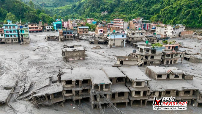 Nepalda daşqın təhlükəsi səngimir: Ölənlərin sayı 734-ə yüksəldi