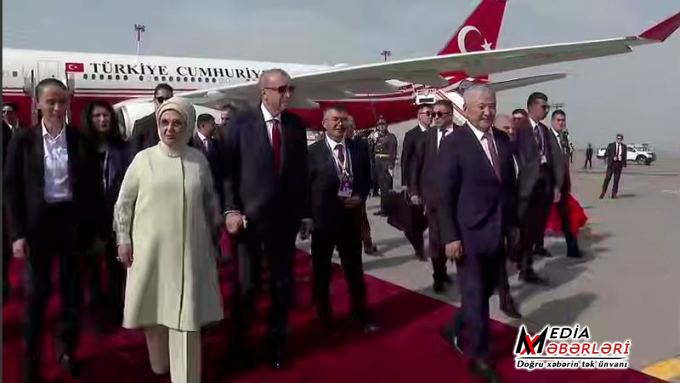 Rəcəb Tayyib Ərdoğan da Qırğızıstanda səfərdədir Rəcəb Tayyib Ərdoğan da Qırğızıstanda səfərdədir