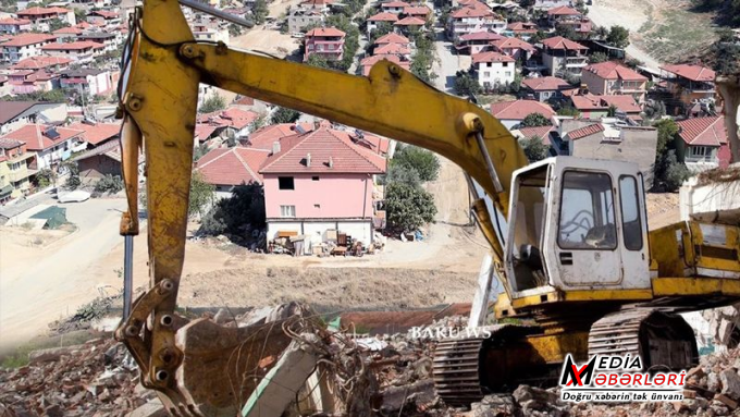 Bakının bu ərazisində 52 qəzalı bina söküləcək: Kompensasiya məbləği açıqlandı