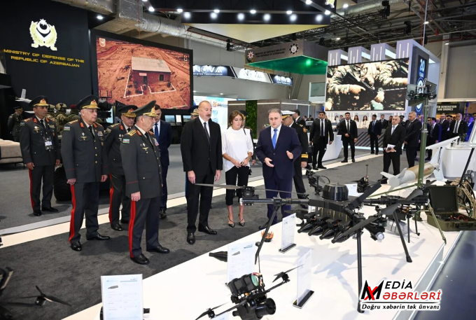 İlham Əliyev “ADEX 2026” və “Securex Caspian” sərgiləri ilə tanış oldu - Foto/Yeniləndi