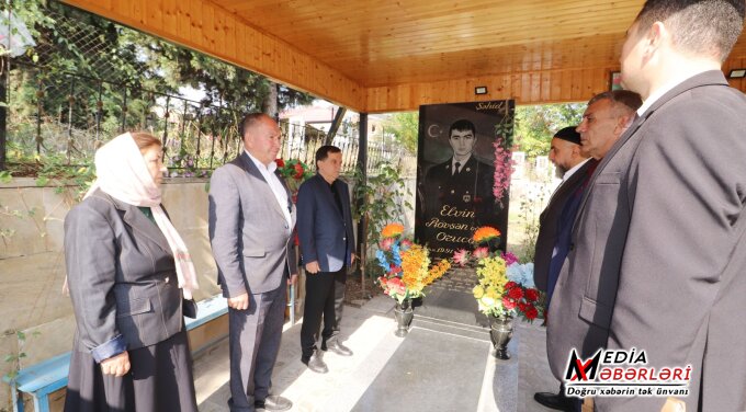 Qazaxda 27 Sentyabr - Anım Günü ərəfəsində Vətən müharibəsi şəhidləri məzarları başında ehtiramla anılıb Qazaxda 27 Sentyabr - Anım Günü ərəfəsində Vətən müharibəsi şəhidləri məzarları başında ehtiramla anılıb