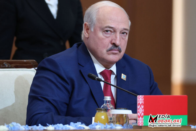 Lukaşenko Moldovanın MDB-dən çıxmaq qərarını tənqid etdi Lukaşenko Moldovanın MDB-dən çıxmaq qərarını tənqid etdi