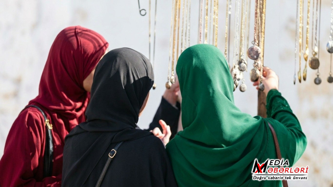 Hicablı uşaqlarla bağlı sensasiya: elə bir məlumat ortaya çıxdı ki… – Sirlər açılır Hicablı uşaqlarla bağlı sensasiya: elə bir məlumat ortaya çıxdı ki… – Sirlər açılır