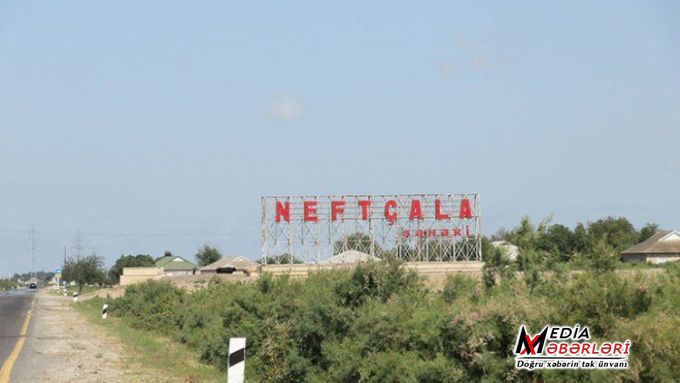 Neftçalada yolların təmirinə yarım milyon xərclənəcək – İşləri 20 manatlıq şirkət görəcək Neftçalada yolların təmirinə yarım milyon xərclənəcək – İşləri 20 manatlıq şirkət görəcək
